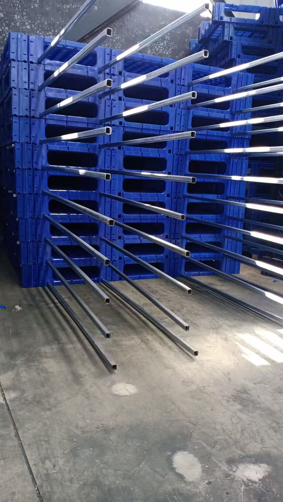 Heavy‑Duty Reinforced Plastic Pallet